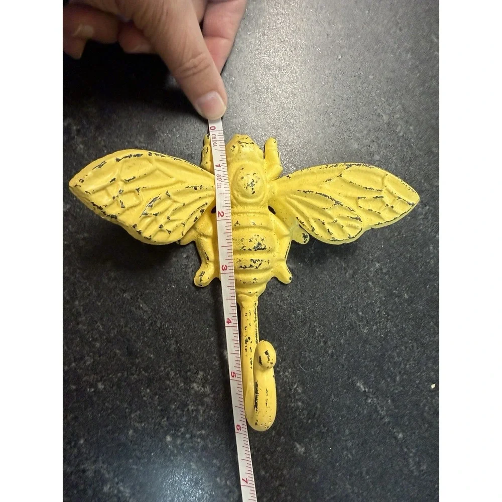 Set of 2 Yellow Cast Iron Bee Wall Hooks Rustic Distressed Coat Hat Key Hooks